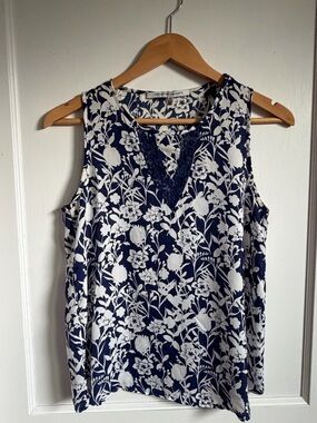 Collective Concepts Navy & White Floral Lace-Trim Camisole